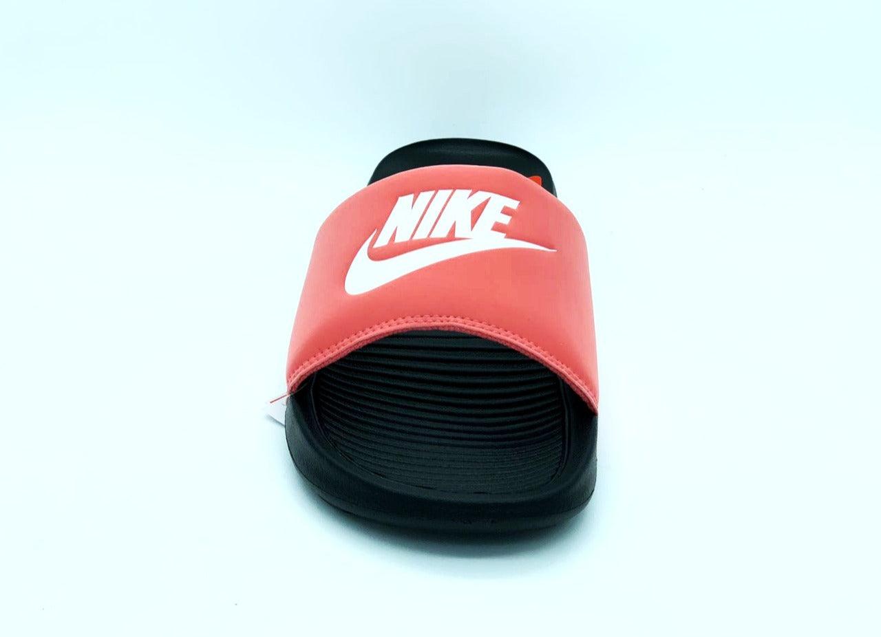 Oferta de Sandalia Nike Victori One Para Dama Rosa con envío gratis- SPORTLAND MX