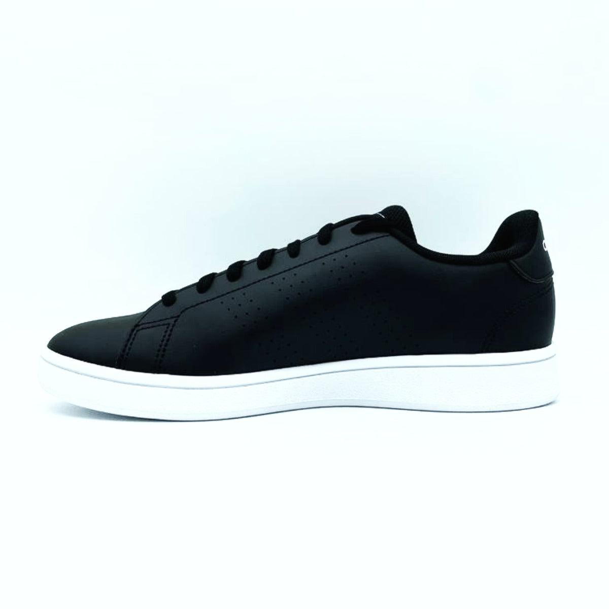 Oferta de Tenis Adidas Advantage Base Negro Para Dama con envío gratis- SPORTLAND MX