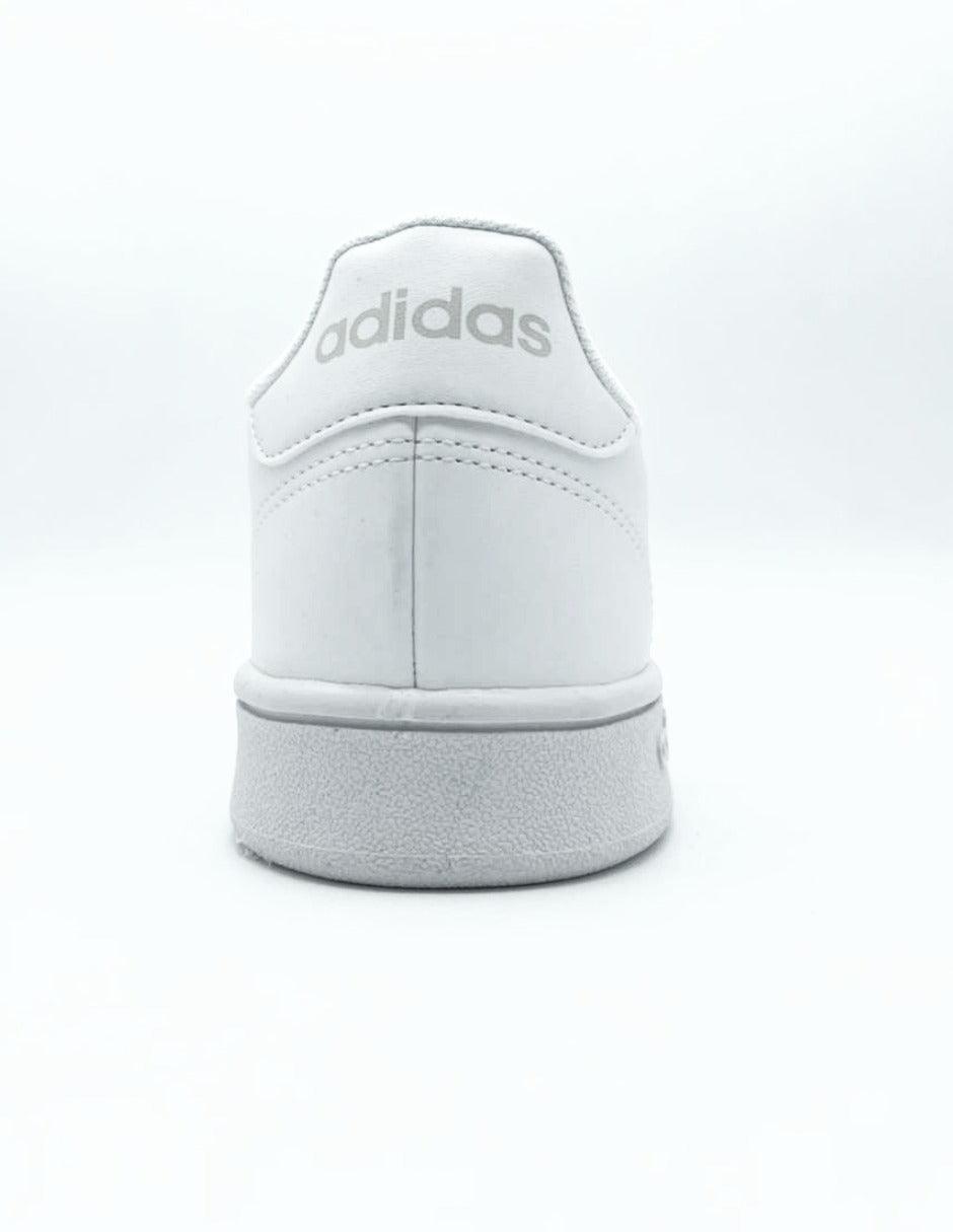 Oferta de Tenis Adidas Advantage Base Para Hombre con envío gratis- SPORTLAND MX