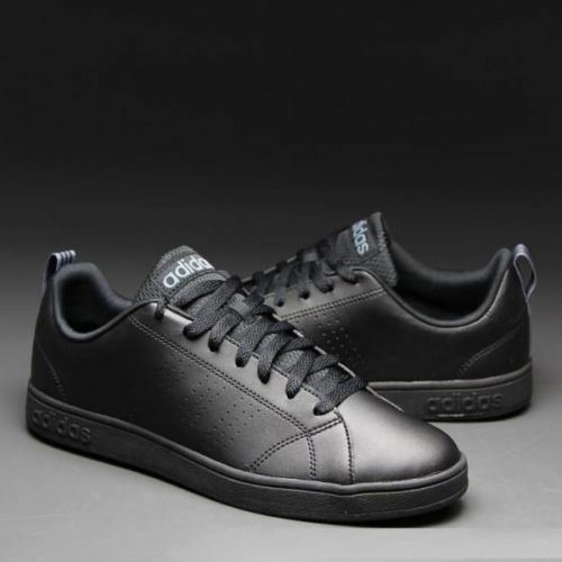 Oferta de Tenis Adidas Advantage Para Niño Negro con envío gratis- SPORTLAND MX