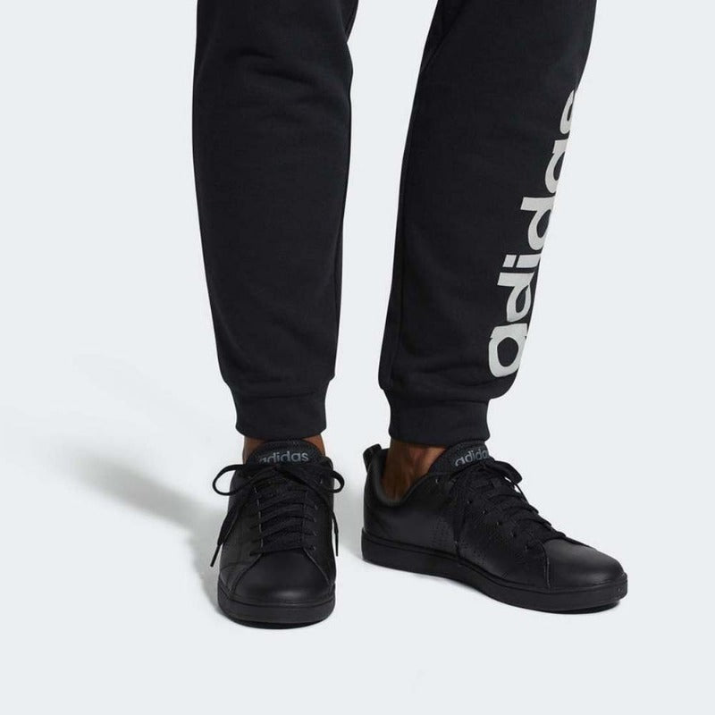 Oferta de Tenis Adidas Advantage Para Niño Negro con envío gratis- SPORTLAND MX