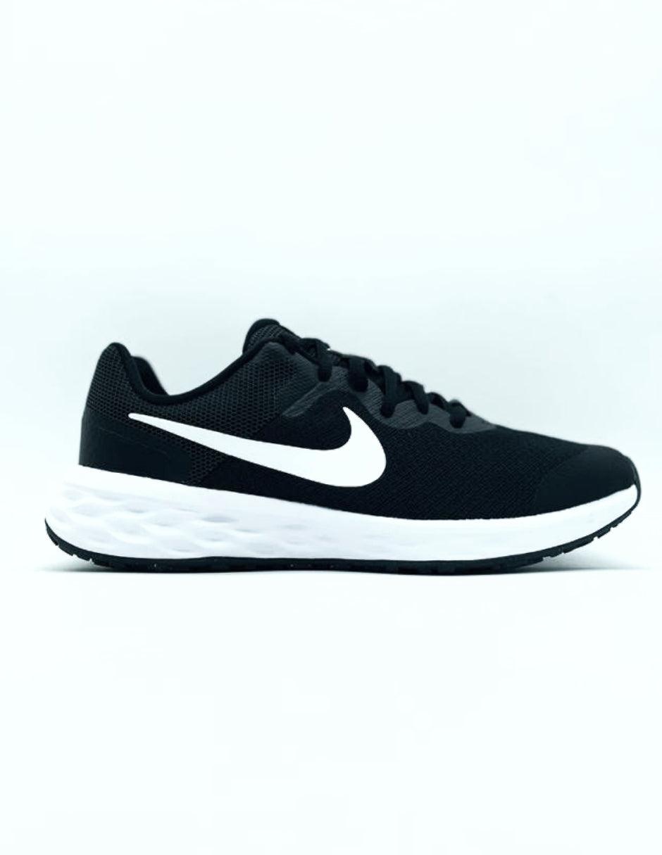 Oferta de Tenis Nike Revolution 6 Para Dama Negro con envío gratis- SPORTLAND MX
