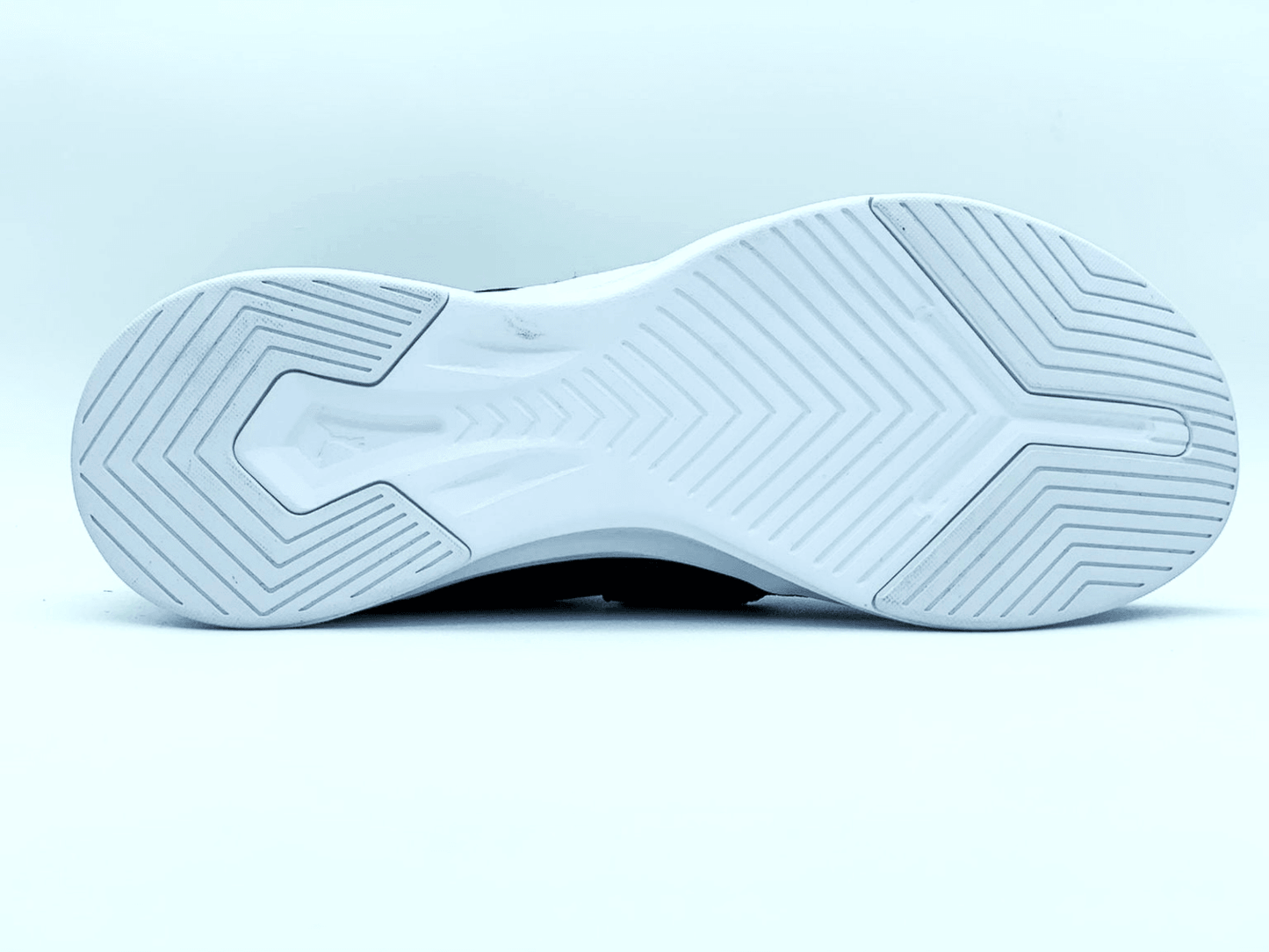 Oferta de Tenis Puma Persist Para Caballero Negro/Blanco con envío gratis- SPORTLAND MX