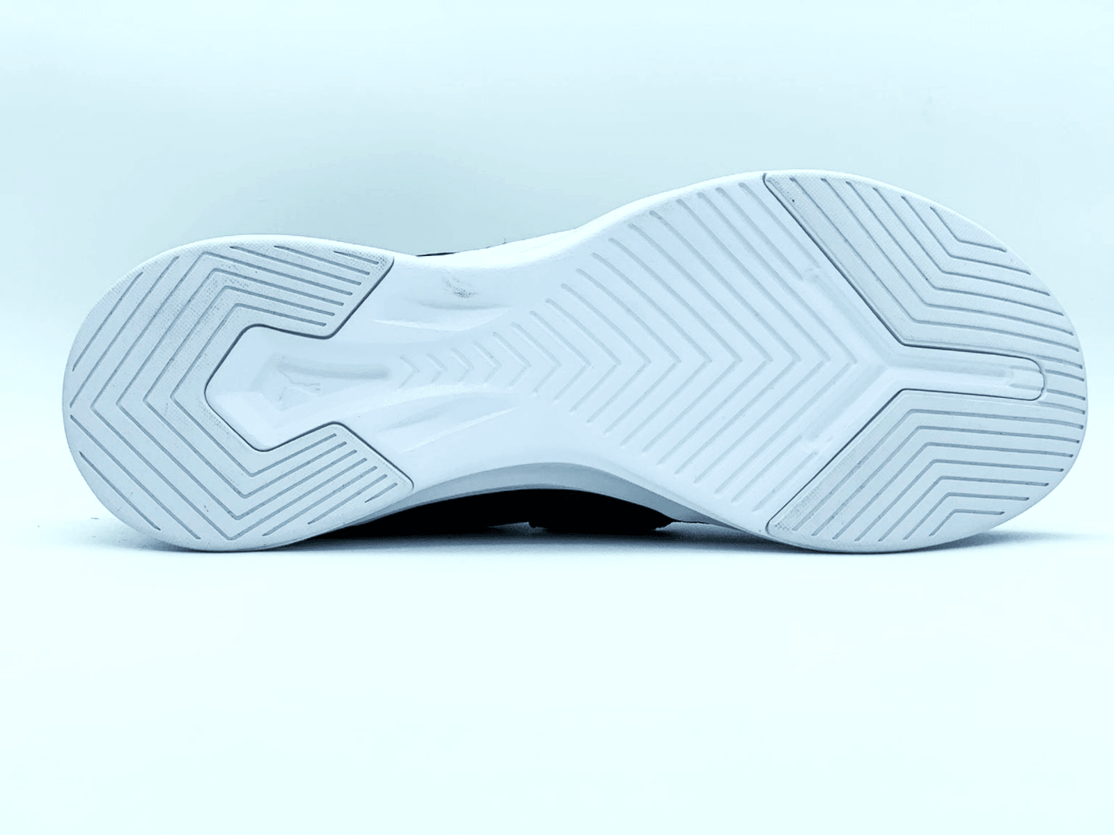 Oferta de Tenis Puma Persist Para Caballero Negro/Blanco con envío gratis- SPORTLAND MX