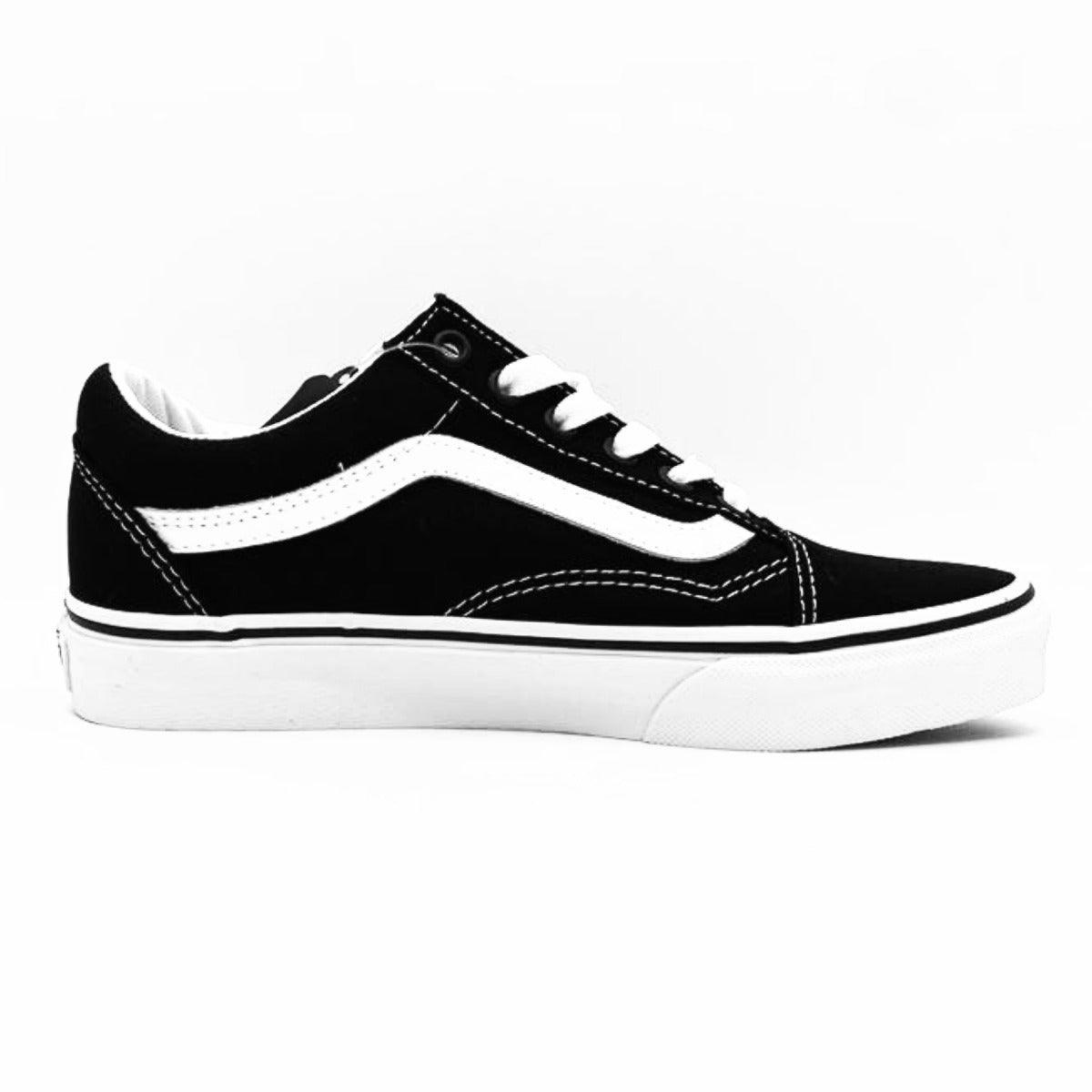Oferta de Tenis Vans Old Skool Para Caballero con envío gratis- SPORTLAND MX