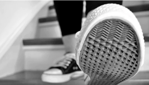 What is a vulcanized sole and what are its benefits?