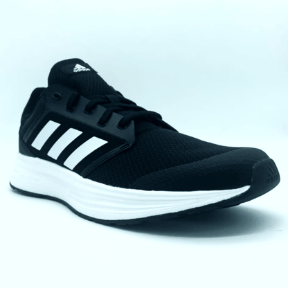 Oferta de Tenis Adidas Galaxy 5 Para Hombre con envío gratis- SPORTLAND MX