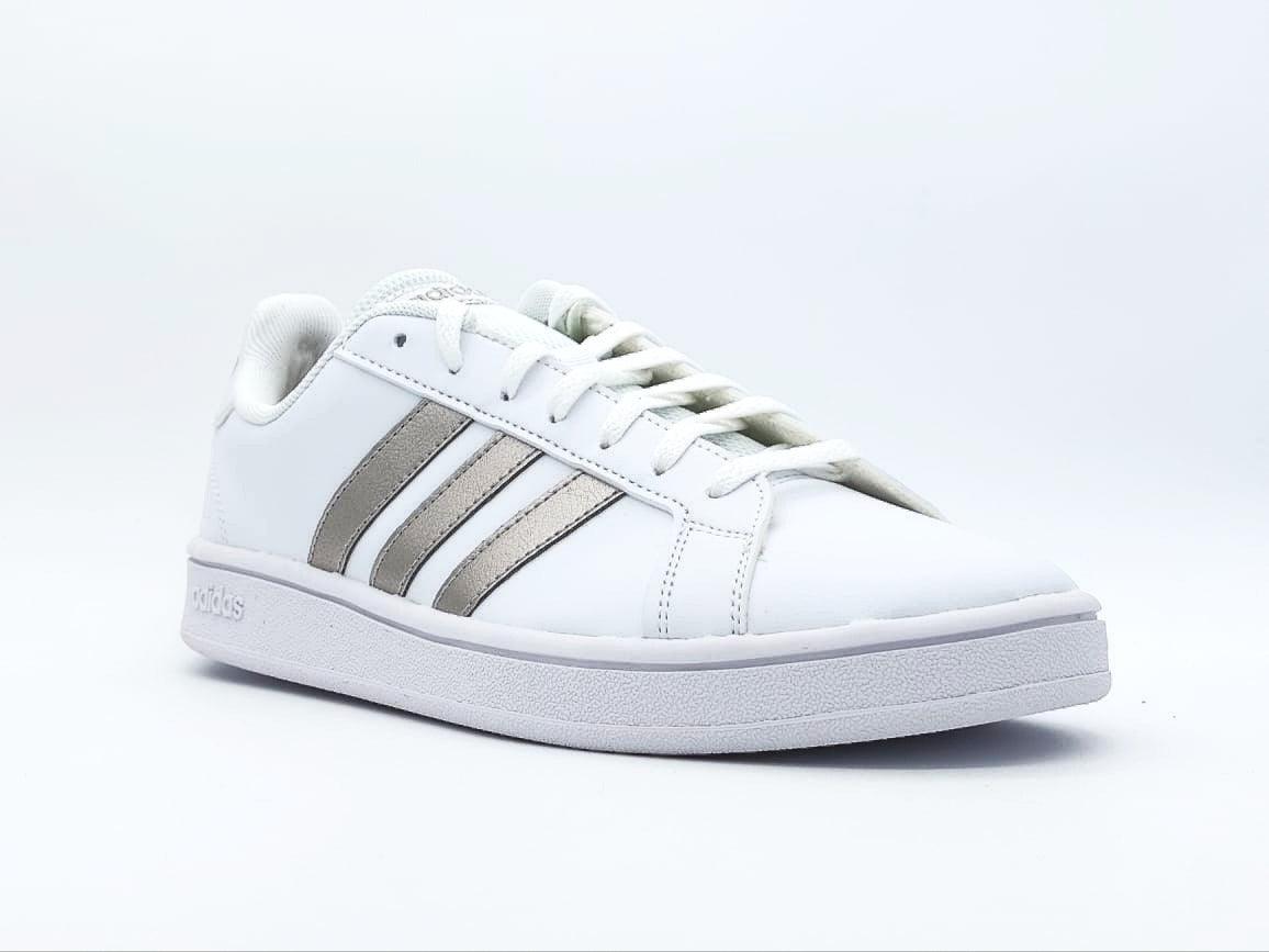 Oferta de Tenis Adidas Grand Court Para Dama Blanco/Plata con envío gratis- SPORTLAND MX