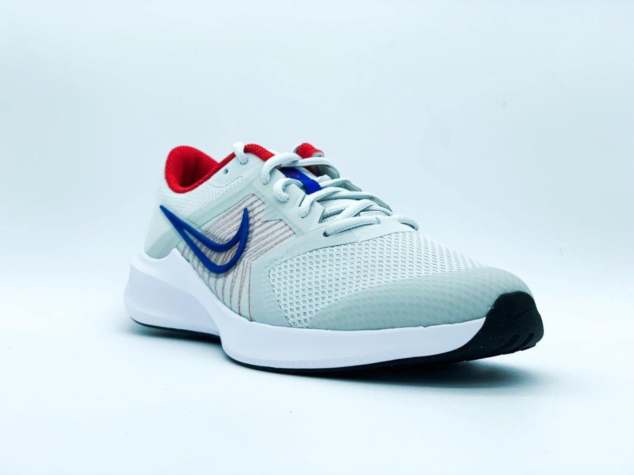 Oferta de Tenis Nike Downshifter Para Dama Gris con envío gratis- SPORTLAND MX