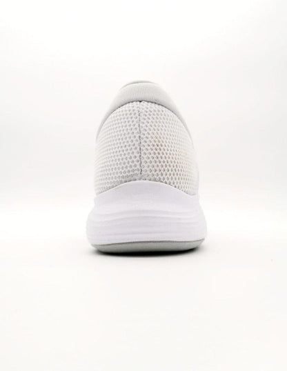 Oferta de Tenis Nike Revolution Para Caballero Blanco con envío gratis- SPORTLAND MX