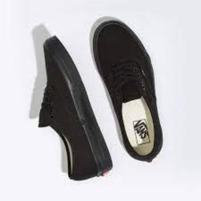 Oferta de Tenis Vans Authentic Negro Unisex con envío gratis- SPORTLAND MX