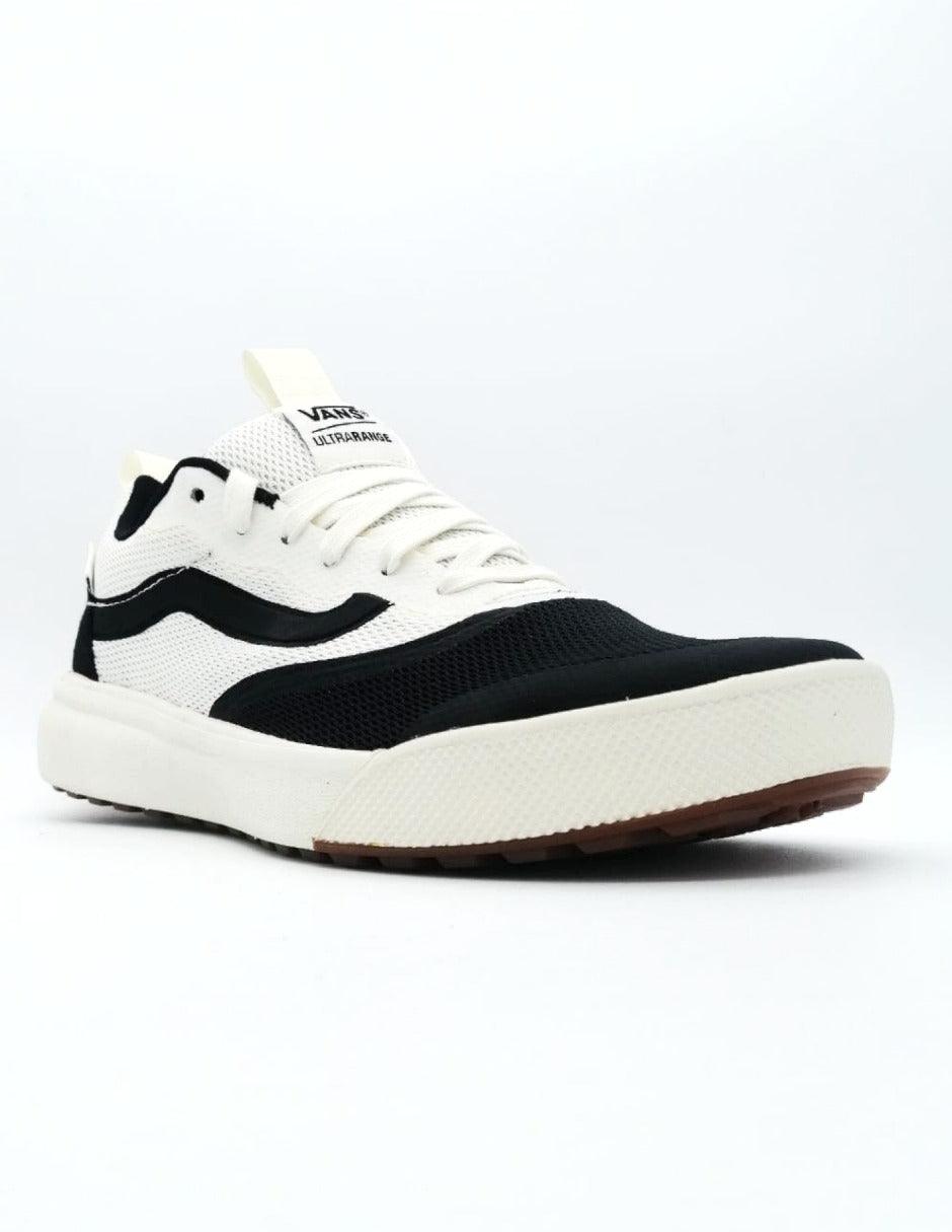 Oferta de Tenis Vans Ultrarange Rapidw Para Dama Beige/Negro con envío gratis- SPORTLAND MX